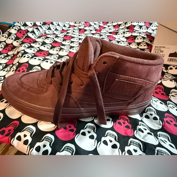 Vans Mono Chocolate Brown skate half cab size 7.5 women’s 6 men’s NIB - Picture 1 of 5
